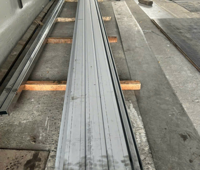 U chấn inox theo kích thước giá rẻ